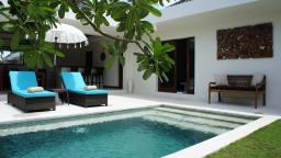 villa-umah-kupu-kupu-satu